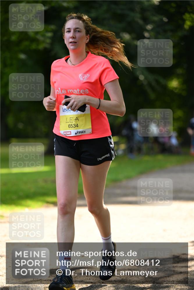 25.08.2024 - 20. Blankeneser Heldenlauf Dr. Thomas Lammeyer http://msf.ph/oto/6808412 25.08.2024 10:21:21 Laufen 6534 meine-sportfotos.de