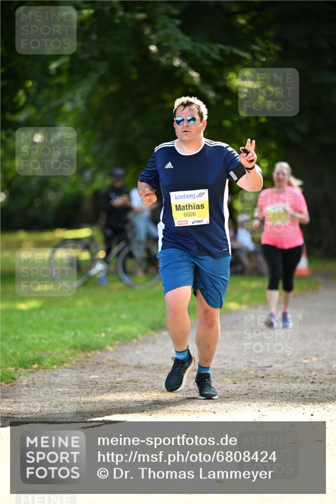 25.08.2024 - 20. Blankeneser Heldenlauf Dr. Thomas Lammeyer http://msf.ph/oto/6808424 25.08.2024 10:21:26 Laufen 6026 meine-sportfotos.de