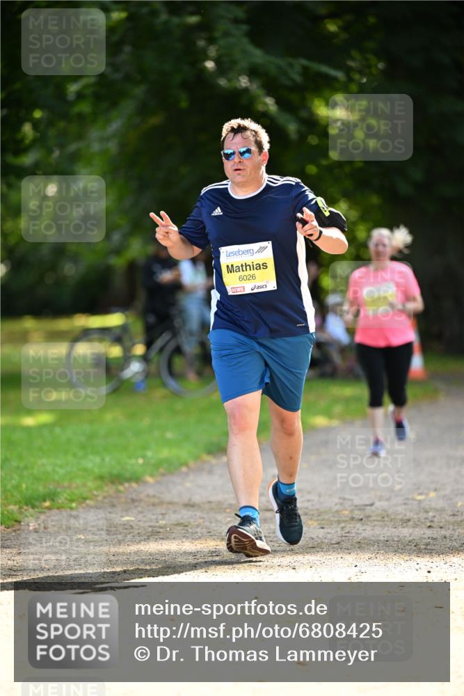 25.08.2024 - 20. Blankeneser Heldenlauf Dr. Thomas Lammeyer http://msf.ph/oto/6808425 25.08.2024 10:21:26 Laufen 6026 meine-sportfotos.de
