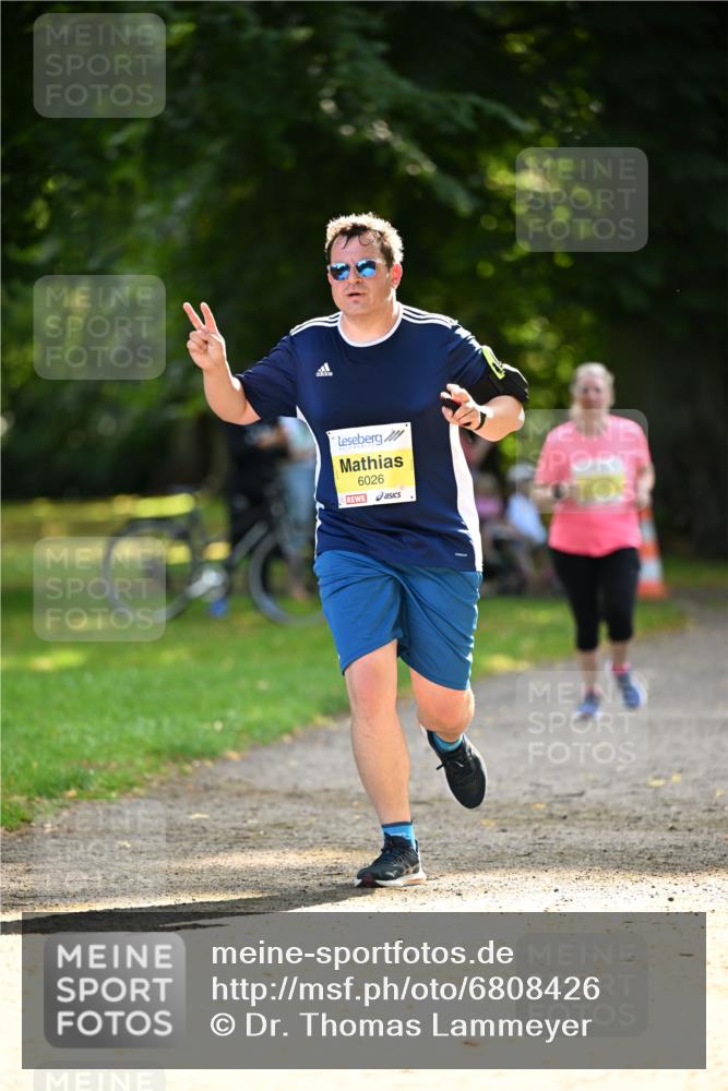 25.08.2024 - 20. Blankeneser Heldenlauf Dr. Thomas Lammeyer http://msf.ph/oto/6808426 25.08.2024 10:21:27 Laufen 6026 meine-sportfotos.de