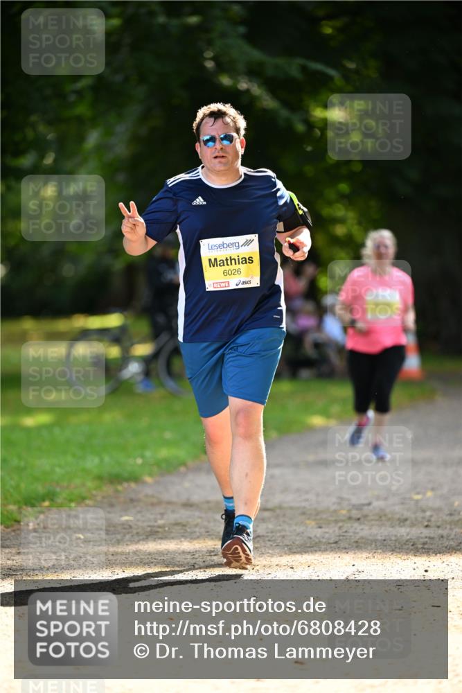 25.08.2024 - 20. Blankeneser Heldenlauf Dr. Thomas Lammeyer http://msf.ph/oto/6808428 25.08.2024 10:21:27 Laufen 6026 meine-sportfotos.de