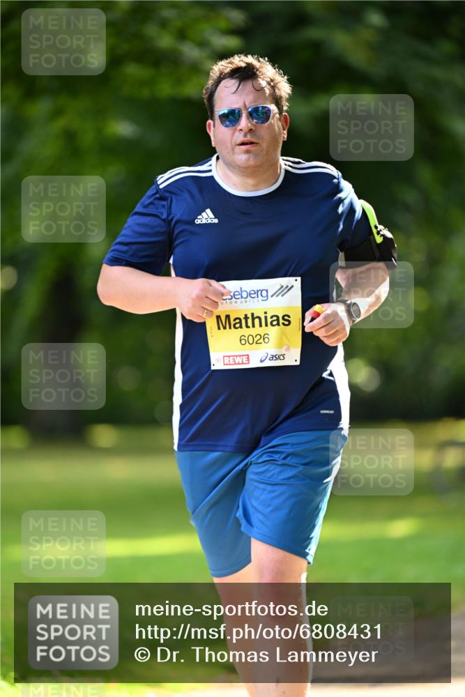 25.08.2024 - 20. Blankeneser Heldenlauf Dr. Thomas Lammeyer http://msf.ph/oto/6808431 25.08.2024 10:21:29 Laufen 6026 meine-sportfotos.de
