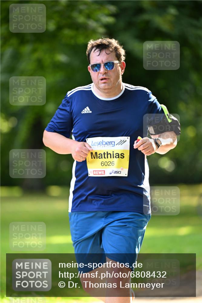 25.08.2024 - 20. Blankeneser Heldenlauf Dr. Thomas Lammeyer http://msf.ph/oto/6808432 25.08.2024 10:21:29 Laufen 6026 meine-sportfotos.de