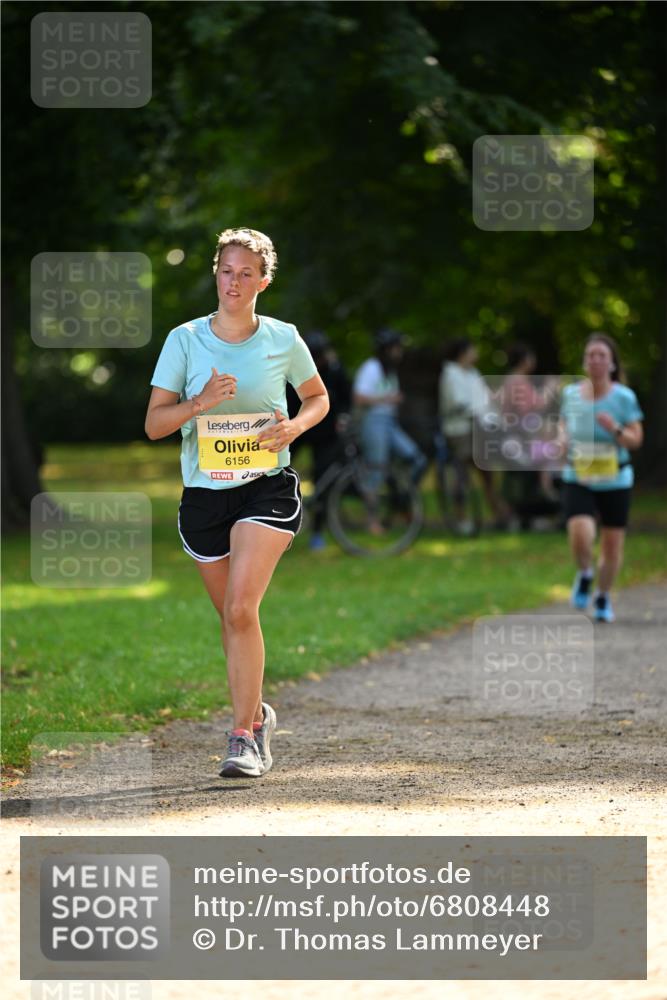 25.08.2024 - 20. Blankeneser Heldenlauf Dr. Thomas Lammeyer http://msf.ph/oto/6808448 25.08.2024 10:21:34 Laufen 6156 meine-sportfotos.de