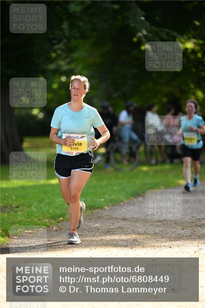 25.08.2024 - 20. Blankeneser Heldenlauf Dr. Thomas Lammeyer http://msf.ph/oto/6808449 25.08.2024 10:21:34 Laufen 6156 meine-sportfotos.de