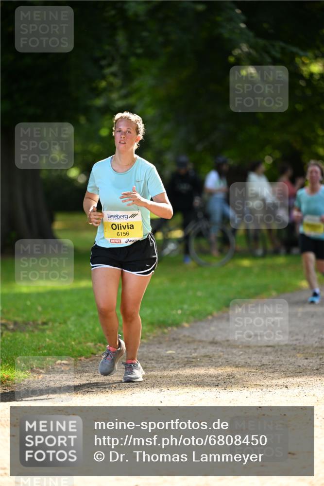 25.08.2024 - 20. Blankeneser Heldenlauf Dr. Thomas Lammeyer http://msf.ph/oto/6808450 25.08.2024 10:21:34 Laufen 6156 meine-sportfotos.de