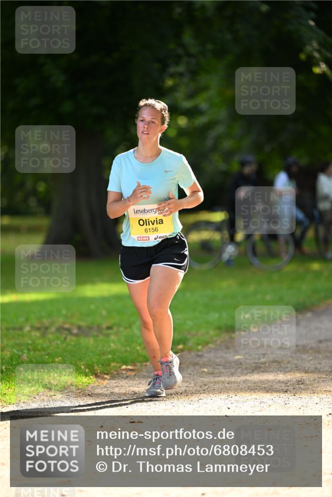 25.08.2024 - 20. Blankeneser Heldenlauf Dr. Thomas Lammeyer http://msf.ph/oto/6808453 25.08.2024 10:21:35 Laufen 6156 meine-sportfotos.de