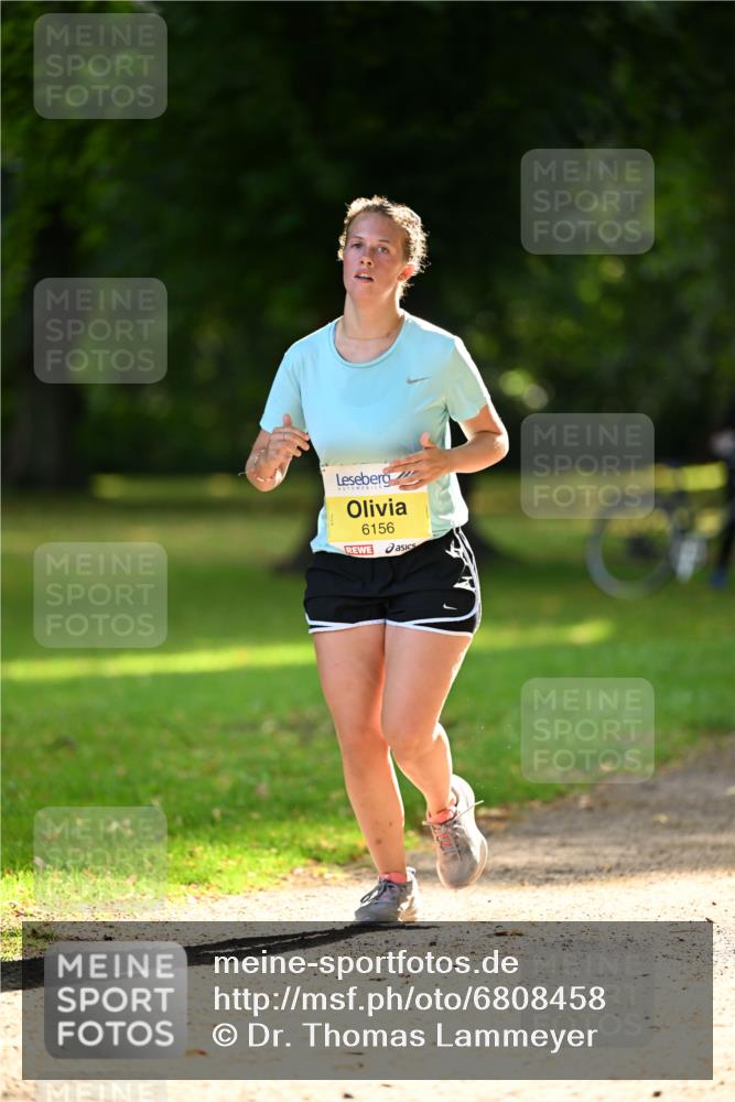 25.08.2024 - 20. Blankeneser Heldenlauf Dr. Thomas Lammeyer http://msf.ph/oto/6808458 25.08.2024 10:21:35 Laufen 6156 meine-sportfotos.de