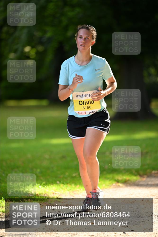 25.08.2024 - 20. Blankeneser Heldenlauf Dr. Thomas Lammeyer http://msf.ph/oto/6808464 25.08.2024 10:21:36 Laufen 6156 meine-sportfotos.de
