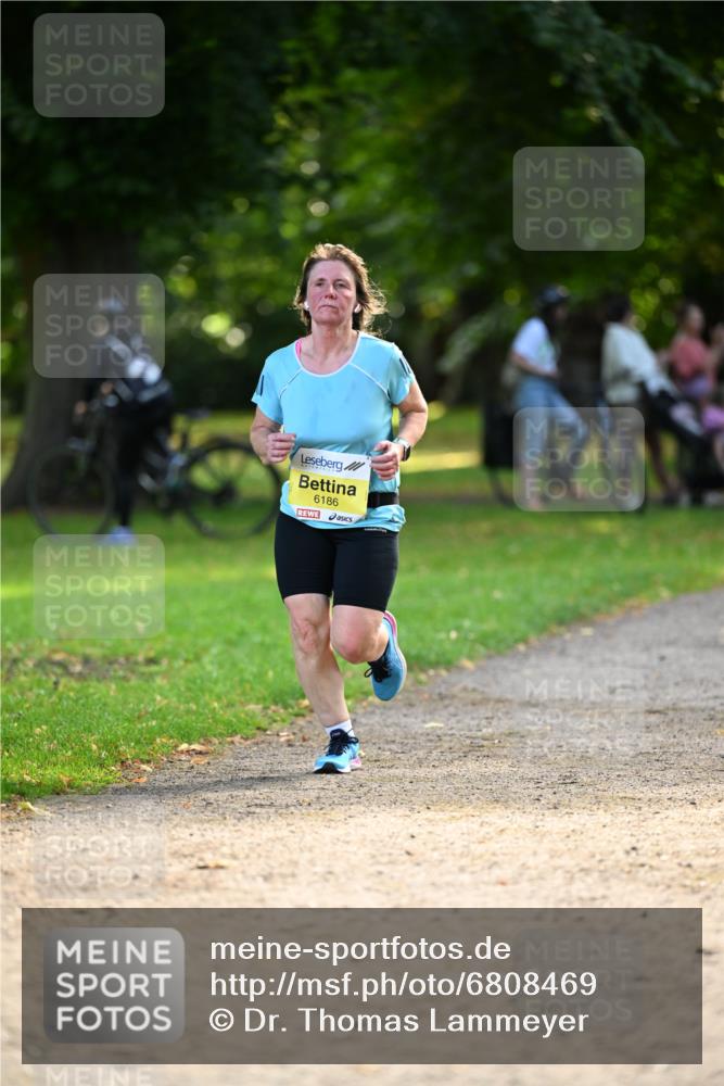 25.08.2024 - 20. Blankeneser Heldenlauf Dr. Thomas Lammeyer http://msf.ph/oto/6808469 25.08.2024 10:21:39 Laufen 6186 meine-sportfotos.de