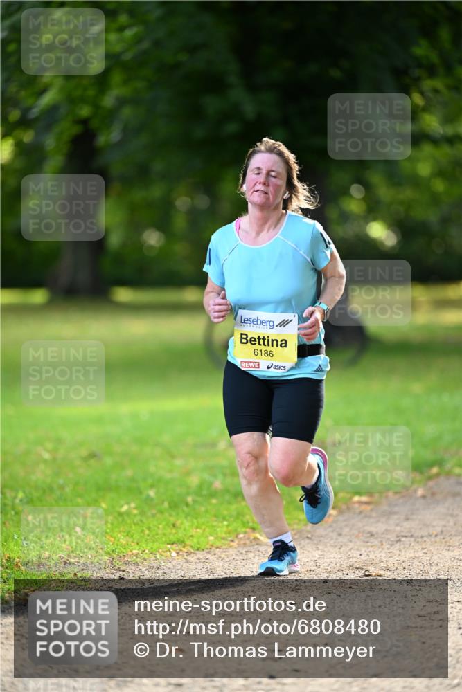 25.08.2024 - 20. Blankeneser Heldenlauf Dr. Thomas Lammeyer http://msf.ph/oto/6808480 25.08.2024 10:21:40 Laufen 6186 meine-sportfotos.de