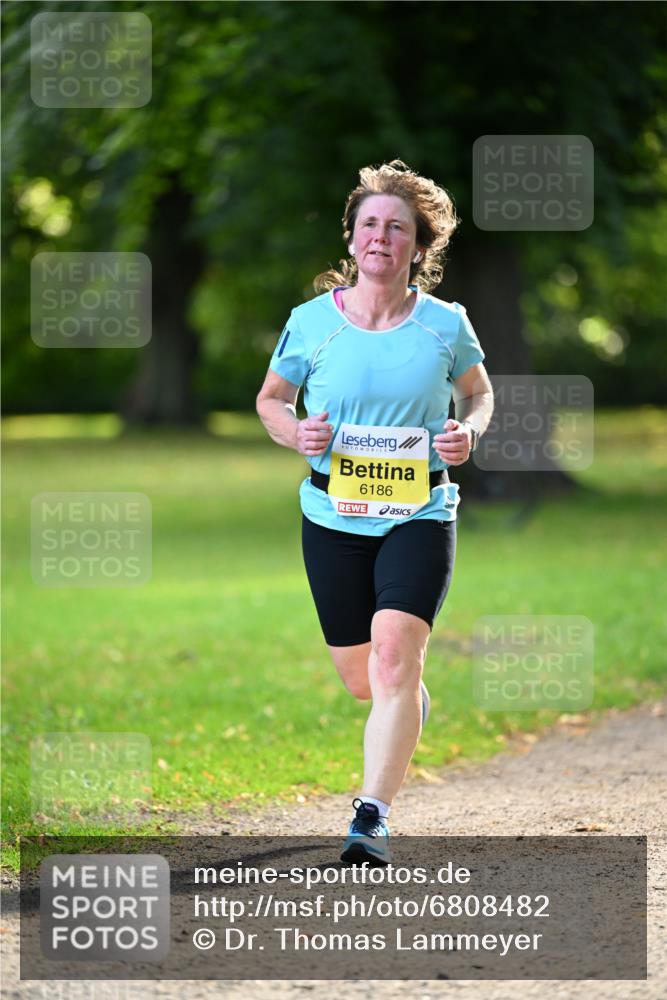 25.08.2024 - 20. Blankeneser Heldenlauf Dr. Thomas Lammeyer http://msf.ph/oto/6808482 25.08.2024 10:21:40 Laufen 6186 meine-sportfotos.de