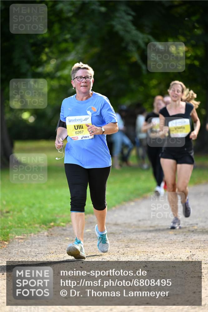 25.08.2024 - 20. Blankeneser Heldenlauf Dr. Thomas Lammeyer http://msf.ph/oto/6808495 25.08.2024 10:21:44 Laufen 6267 meine-sportfotos.de