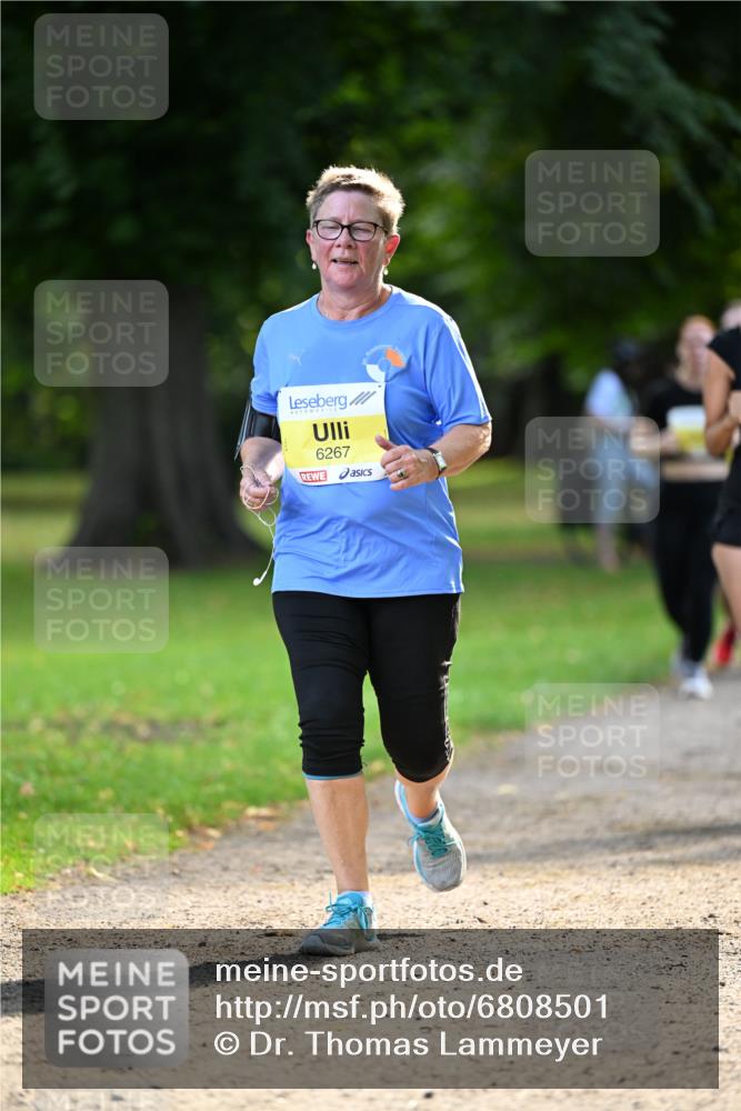 25.08.2024 - 20. Blankeneser Heldenlauf Dr. Thomas Lammeyer http://msf.ph/oto/6808501 25.08.2024 10:21:44 Laufen 6267 meine-sportfotos.de