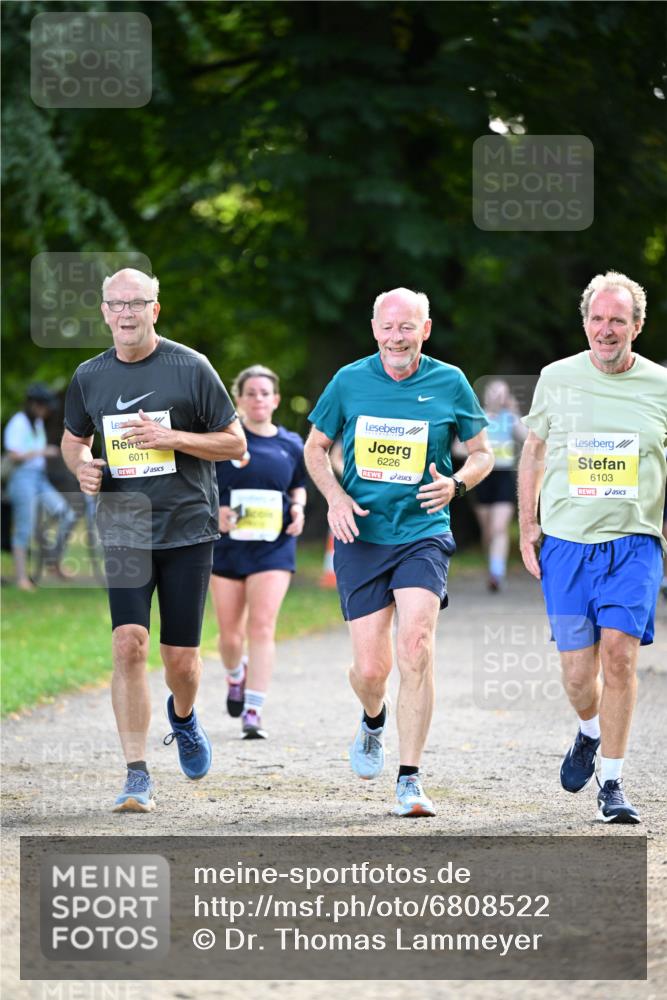 25.08.2024 - 20. Blankeneser Heldenlauf Dr. Thomas Lammeyer http://msf.ph/oto/6808522 25.08.2024 10:21:49 Laufen 6011, 6226, 6103 meine-sportfotos.de