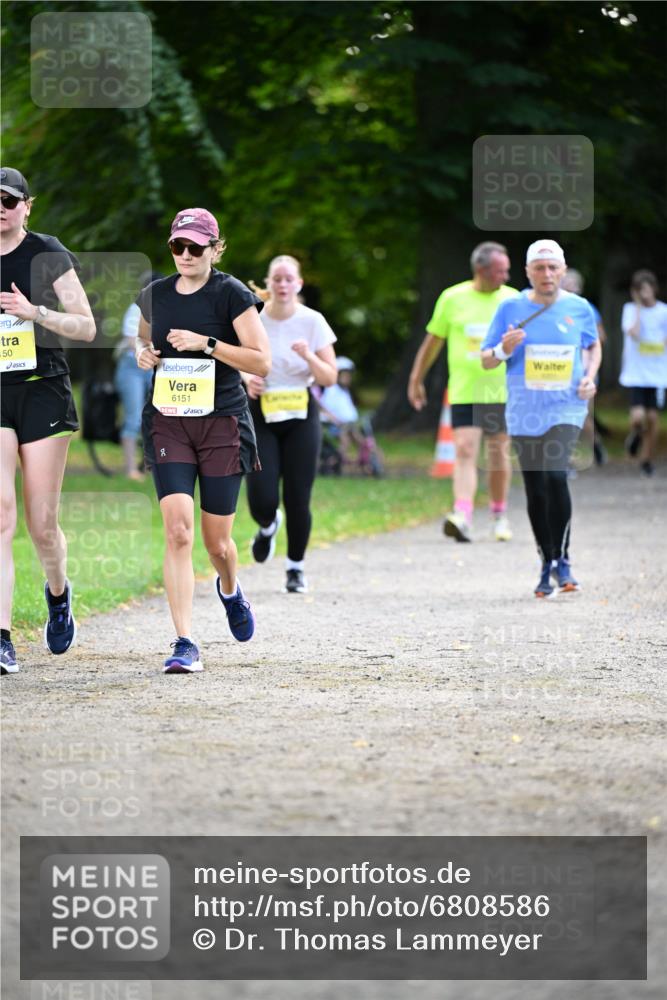 25.08.2024 - 20. Blankeneser Heldenlauf Dr. Thomas Lammeyer http://msf.ph/oto/6808586 25.08.2024 10:22:04 Laufen 50, 6151 meine-sportfotos.de