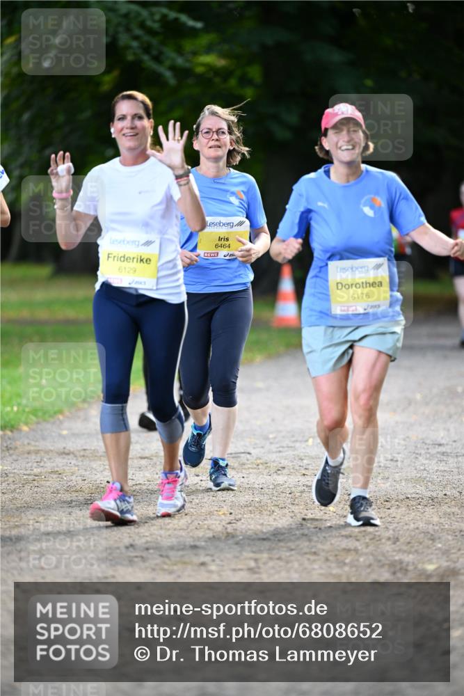 25.08.2024 - 20. Blankeneser Heldenlauf Dr. Thomas Lammeyer http://msf.ph/oto/6808652 25.08.2024 10:22:16 Laufen 6129, 6464, 6176 meine-sportfotos.de