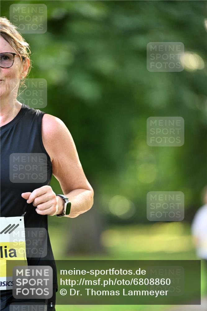 25.08.2024 - 20. Blankeneser Heldenlauf Dr. Thomas Lammeyer http://msf.ph/oto/6808860 25.08.2024 10:23:28 Laufen 2 meine-sportfotos.de