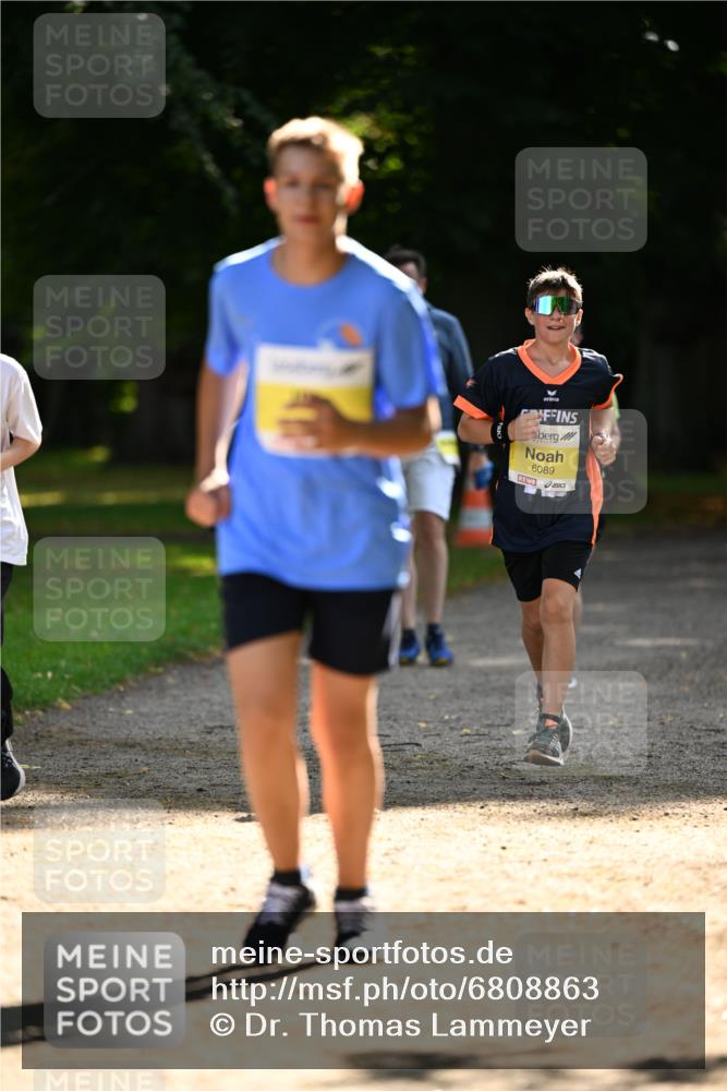 25.08.2024 - 20. Blankeneser Heldenlauf Dr. Thomas Lammeyer http://msf.ph/oto/6808863 25.08.2024 10:23:31 Laufen 6089 meine-sportfotos.de