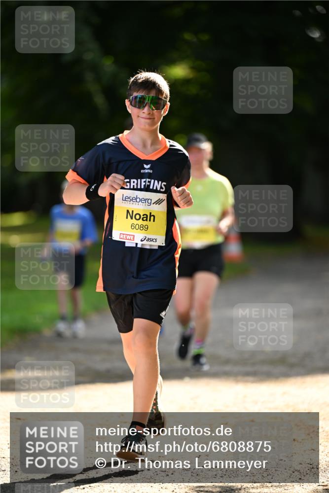 25.08.2024 - 20. Blankeneser Heldenlauf Dr. Thomas Lammeyer http://msf.ph/oto/6808875 25.08.2024 10:23:34 Laufen 6089 meine-sportfotos.de