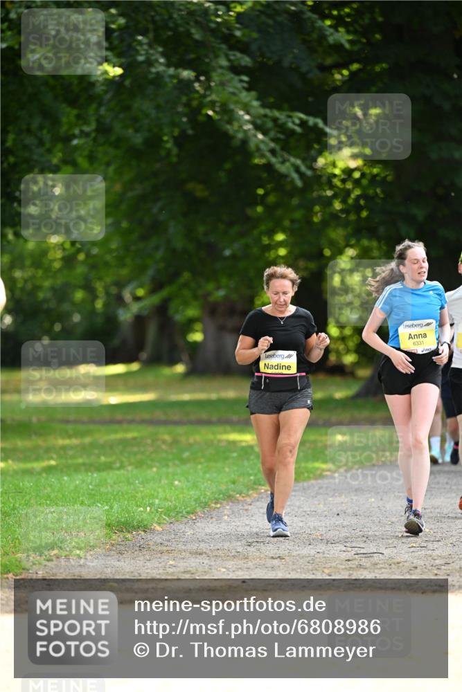 25.08.2024 - 20. Blankeneser Heldenlauf Dr. Thomas Lammeyer http://msf.ph/oto/6808986 25.08.2024 10:24:06 Laufen 6331 meine-sportfotos.de