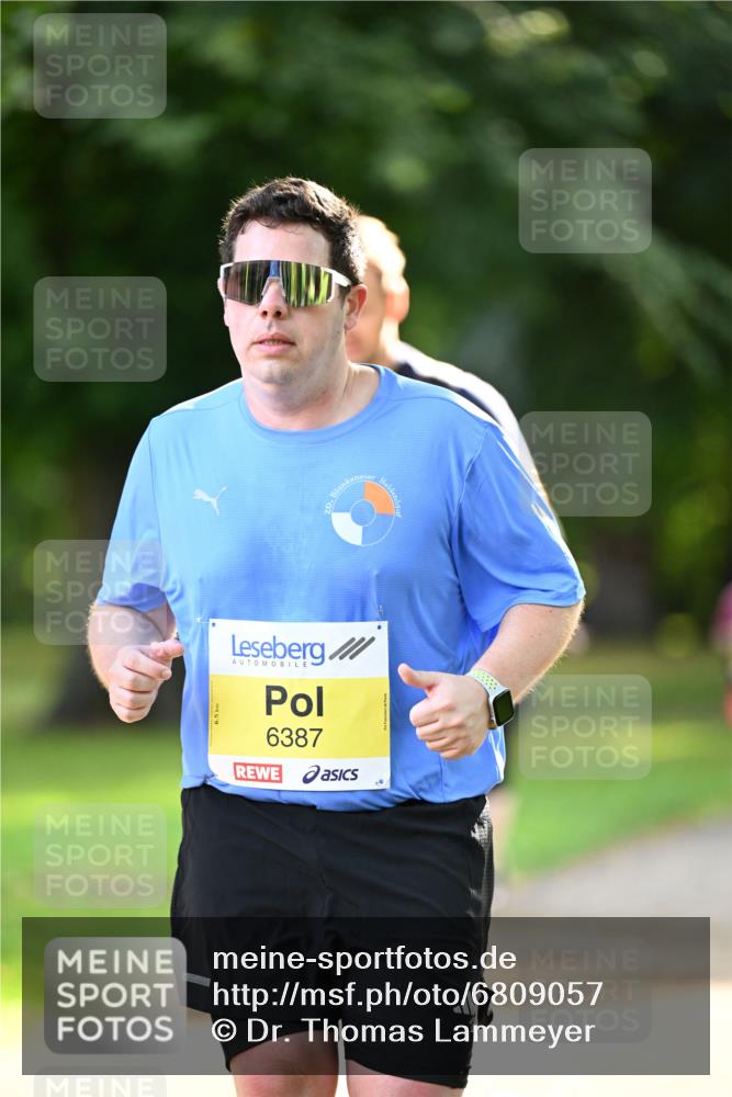 25.08.2024 - 20. Blankeneser Heldenlauf Dr. Thomas Lammeyer http://msf.ph/oto/6809057 25.08.2024 10:24:19 Laufen 6, 5, 6387 meine-sportfotos.de