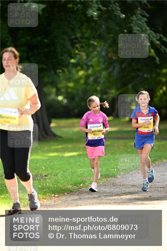 25.08.2024 - 20. Blankeneser Heldenlauf Dr. Thomas Lammeyer http://msf.ph/oto/6809073 25.08.2024 10:24:22 Laufen 6390, 6174, 6486 meine-sportfotos.de