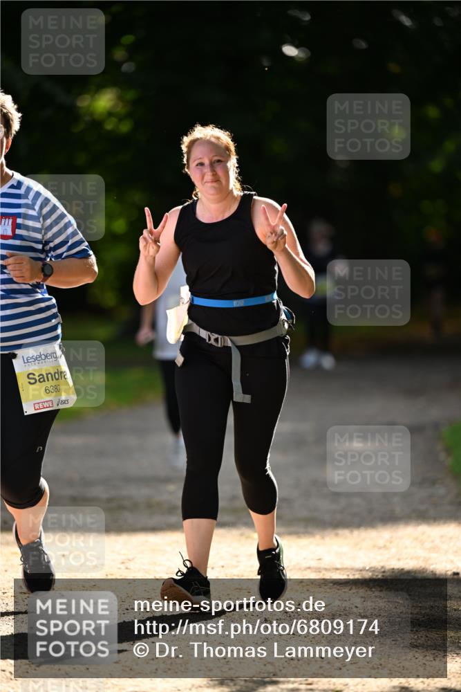 25.08.2024 - 20. Blankeneser Heldenlauf Dr. Thomas Lammeyer http://msf.ph/oto/6809174 25.08.2024 10:24:45 Laufen 6380 meine-sportfotos.de