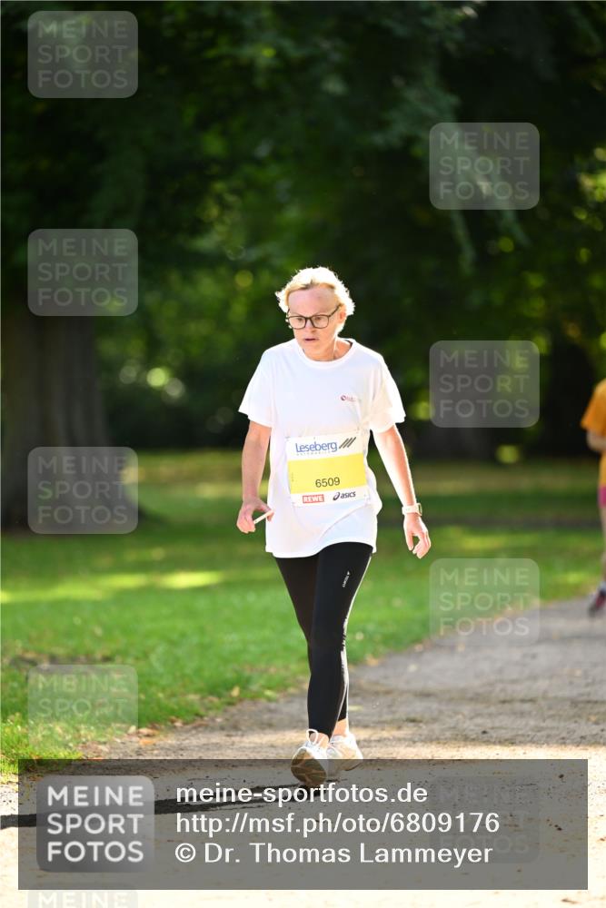 25.08.2024 - 20. Blankeneser Heldenlauf Dr. Thomas Lammeyer http://msf.ph/oto/6809176 25.08.2024 10:24:49 Laufen 6509 meine-sportfotos.de