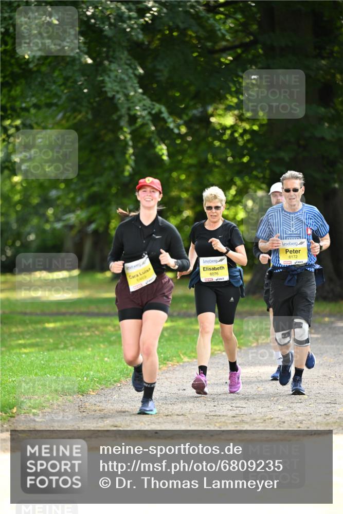 25.08.2024 - 20. Blankeneser Heldenlauf Dr. Thomas Lammeyer http://msf.ph/oto/6809235 25.08.2024 10:25:04 Laufen 6469, 6076, 6172 meine-sportfotos.de