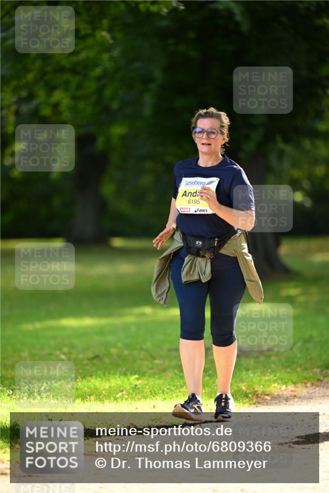 25.08.2024 - 20. Blankeneser Heldenlauf Dr. Thomas Lammeyer http://msf.ph/oto/6809366 25.08.2024 10:25:35 Laufen 6195 meine-sportfotos.de