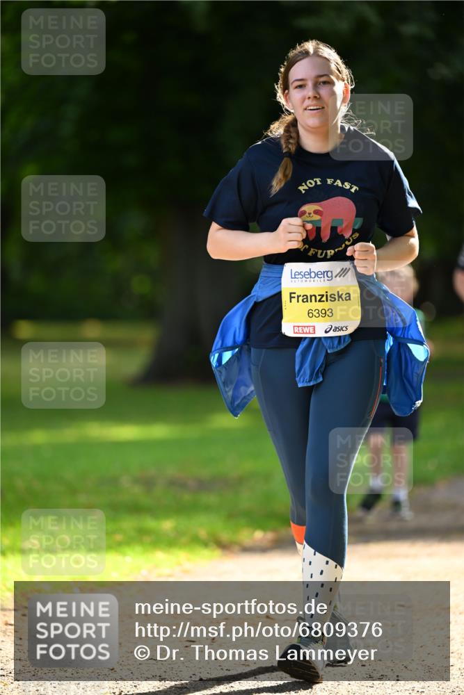 25.08.2024 - 20. Blankeneser Heldenlauf Dr. Thomas Lammeyer http://msf.ph/oto/6809376 25.08.2024 10:25:38 Laufen 6393 meine-sportfotos.de