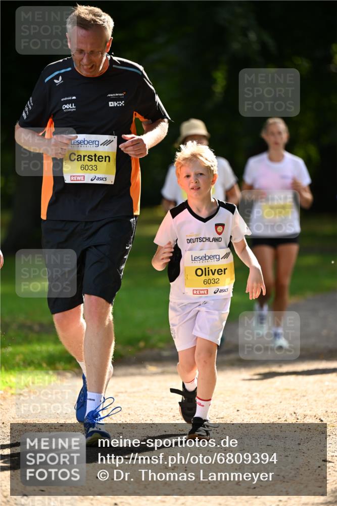 25.08.2024 - 20. Blankeneser Heldenlauf Dr. Thomas Lammeyer http://msf.ph/oto/6809394 25.08.2024 10:25:41 Laufen 6033, 6032 meine-sportfotos.de