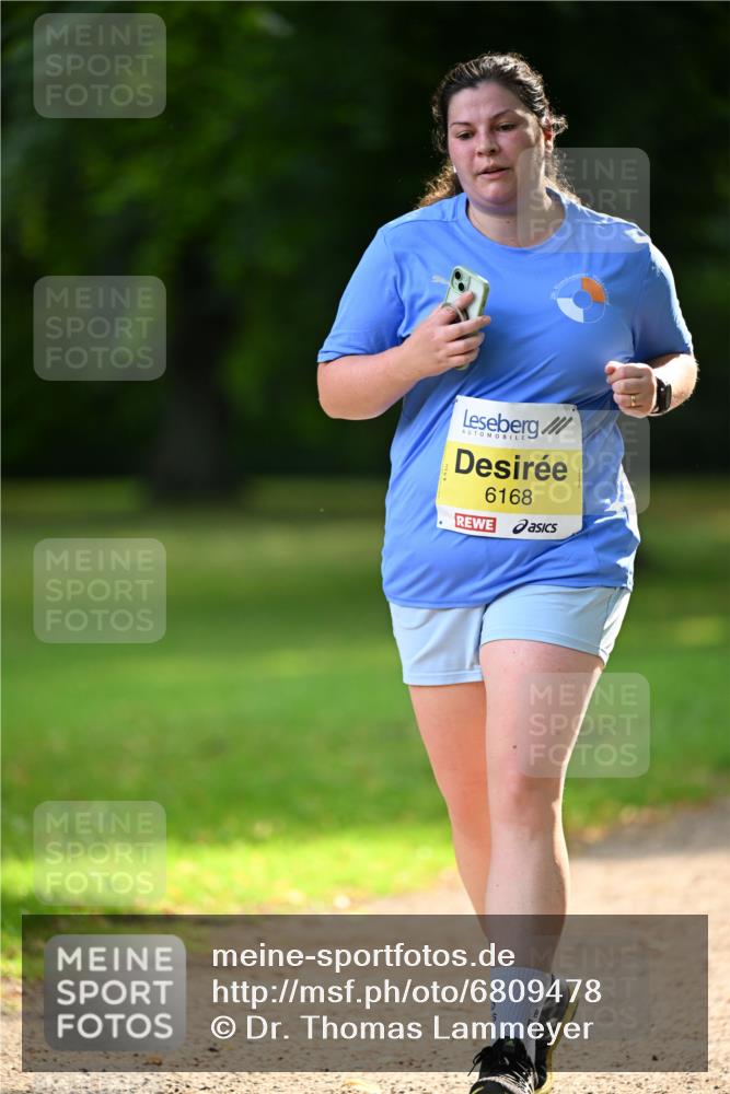 25.08.2024 - 20. Blankeneser Heldenlauf Dr. Thomas Lammeyer http://msf.ph/oto/6809478 25.08.2024 10:26:17 Laufen 6168 meine-sportfotos.de