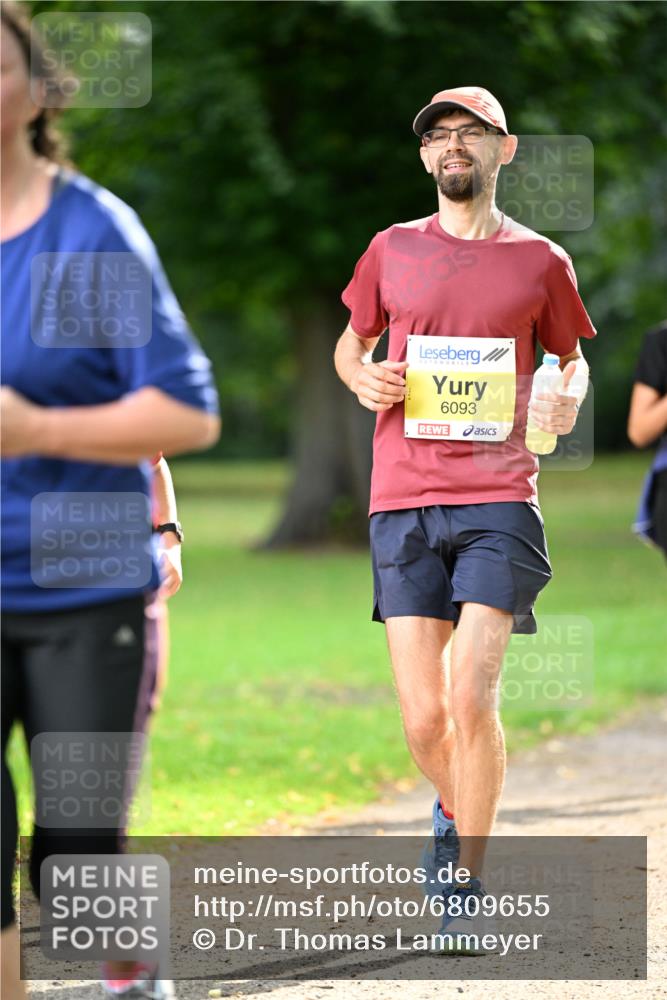 25.08.2024 - 20. Blankeneser Heldenlauf Dr. Thomas Lammeyer http://msf.ph/oto/6809655 25.08.2024 10:27:45 Laufen 6093 meine-sportfotos.de