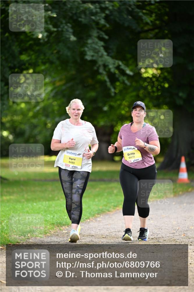 25.08.2024 - 20. Blankeneser Heldenlauf Dr. Thomas Lammeyer http://msf.ph/oto/6809766 25.08.2024 10:28:52 Laufen 6480, 6479 meine-sportfotos.de