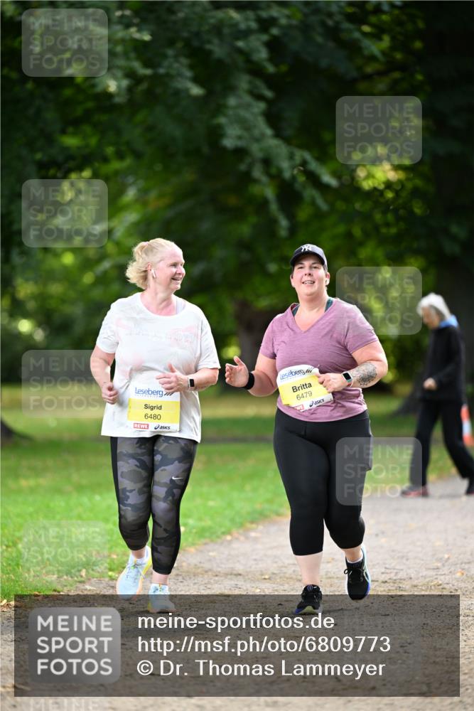 25.08.2024 - 20. Blankeneser Heldenlauf Dr. Thomas Lammeyer http://msf.ph/oto/6809773 25.08.2024 10:28:53 Laufen 6480, 6479 meine-sportfotos.de