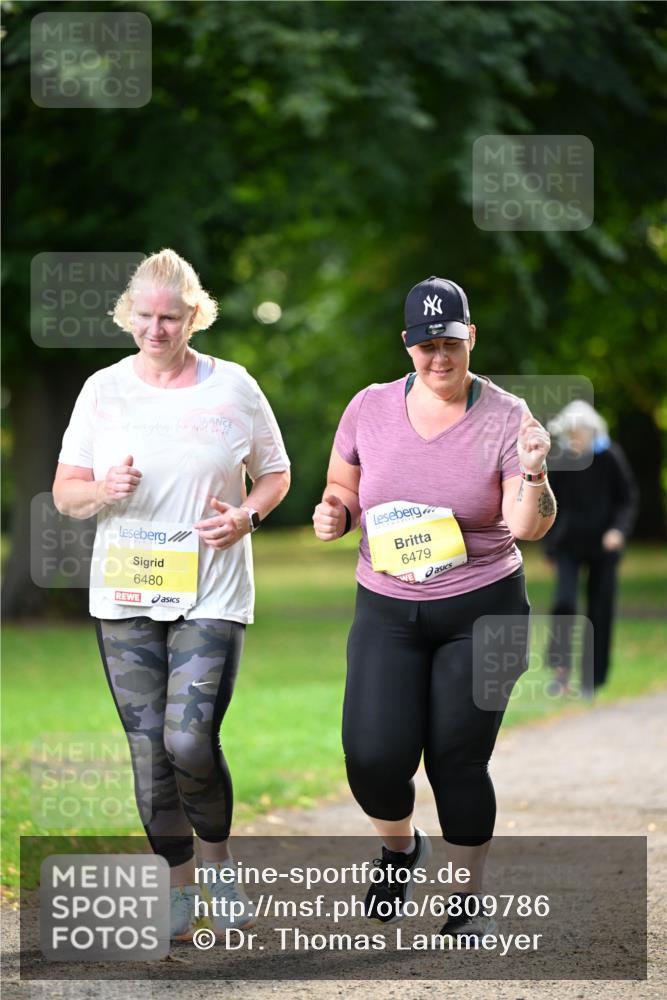 25.08.2024 - 20. Blankeneser Heldenlauf Dr. Thomas Lammeyer http://msf.ph/oto/6809786 25.08.2024 10:28:55 Laufen 6480, 6479 meine-sportfotos.de