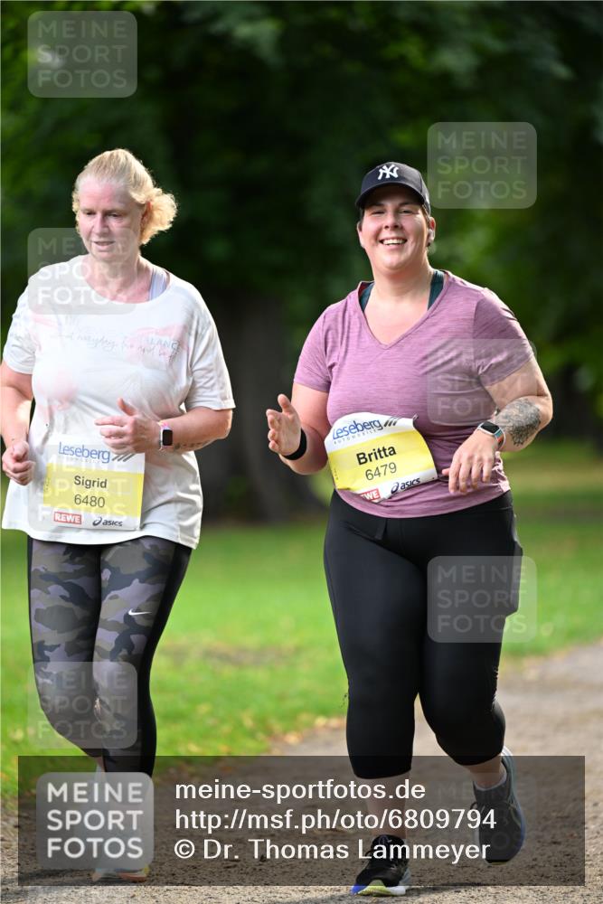 25.08.2024 - 20. Blankeneser Heldenlauf Dr. Thomas Lammeyer http://msf.ph/oto/6809794 25.08.2024 10:28:56 Laufen 6480, 6479 meine-sportfotos.de