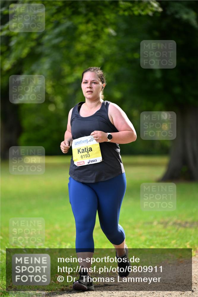 25.08.2024 - 20. Blankeneser Heldenlauf Dr. Thomas Lammeyer http://msf.ph/oto/6809911 25.08.2024 10:30:10 Laufen 6193 meine-sportfotos.de