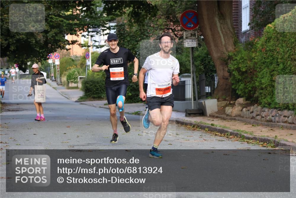 25.08.2024 - 20. Blankeneser Heldenlauf Strokosch-Dieckow http://msf.ph/oto/6813924 25.08.2024 09:34:10 Ziel 158, 235, 270 meine-sportfotos.de