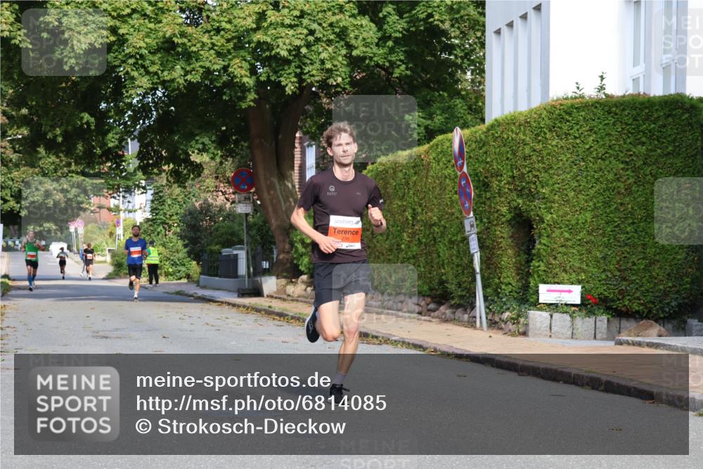 25.08.2024 - 20. Blankeneser Heldenlauf Strokosch-Dieckow http://msf.ph/oto/6814085 25.08.2024 09:35:47 Ziel 174, 236 meine-sportfotos.de