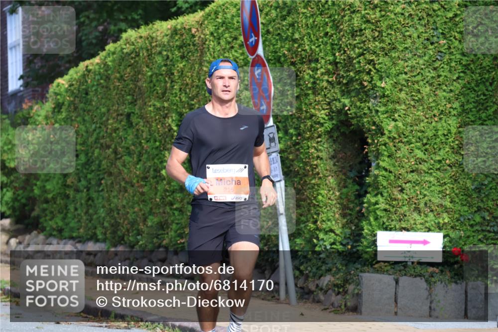 25.08.2024 - 20. Blankeneser Heldenlauf Strokosch-Dieckow http://msf.ph/oto/6814170 25.08.2024 09:36:05 Ziel 214, 215 meine-sportfotos.de