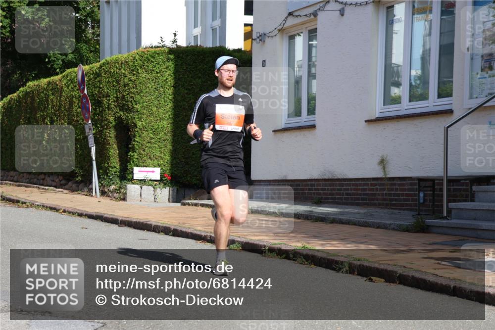 25.08.2024 - 20. Blankeneser Heldenlauf Strokosch-Dieckow http://msf.ph/oto/6814424 25.08.2024 09:37:54 Ziel 209, 242 meine-sportfotos.de