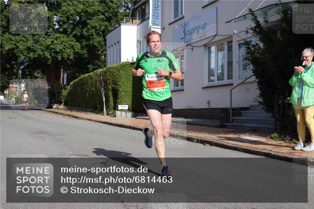 25.08.2024 - 20. Blankeneser Heldenlauf Strokosch-Dieckow http://msf.ph/oto/6814463 25.08.2024 09:37:59 Ziel 205, 209 meine-sportfotos.de