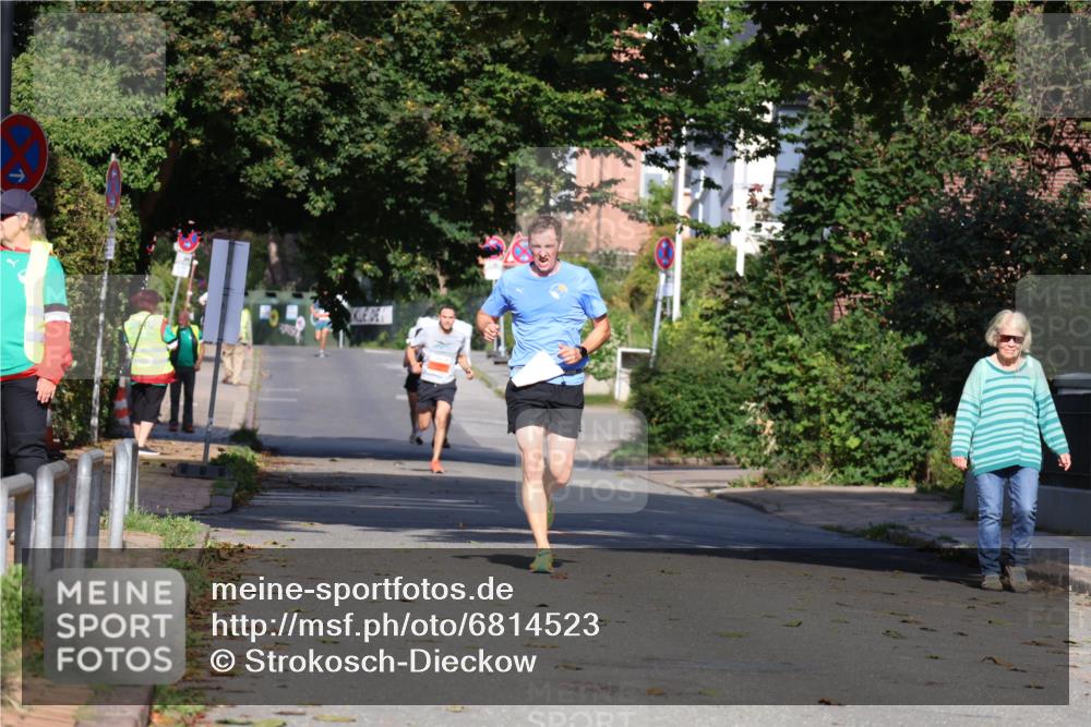 25.08.2024 - 20. Blankeneser Heldenlauf Strokosch-Dieckow http://msf.ph/oto/6814523 25.08.2024 09:39:04 Ziel 126, 145 meine-sportfotos.de