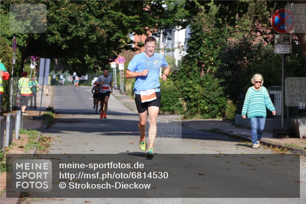 25.08.2024 - 20. Blankeneser Heldenlauf Strokosch-Dieckow http://msf.ph/oto/6814530 25.08.2024 09:39:06 Ziel 126, 145 meine-sportfotos.de