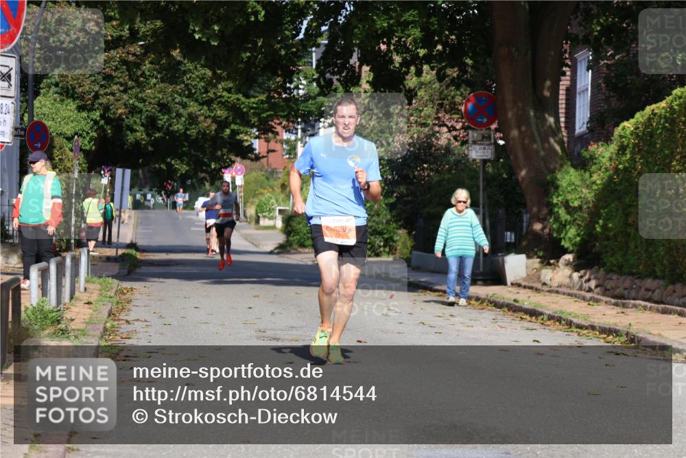 25.08.2024 - 20. Blankeneser Heldenlauf Strokosch-Dieckow http://msf.ph/oto/6814544 25.08.2024 09:39:08 Ziel 126, 145 meine-sportfotos.de