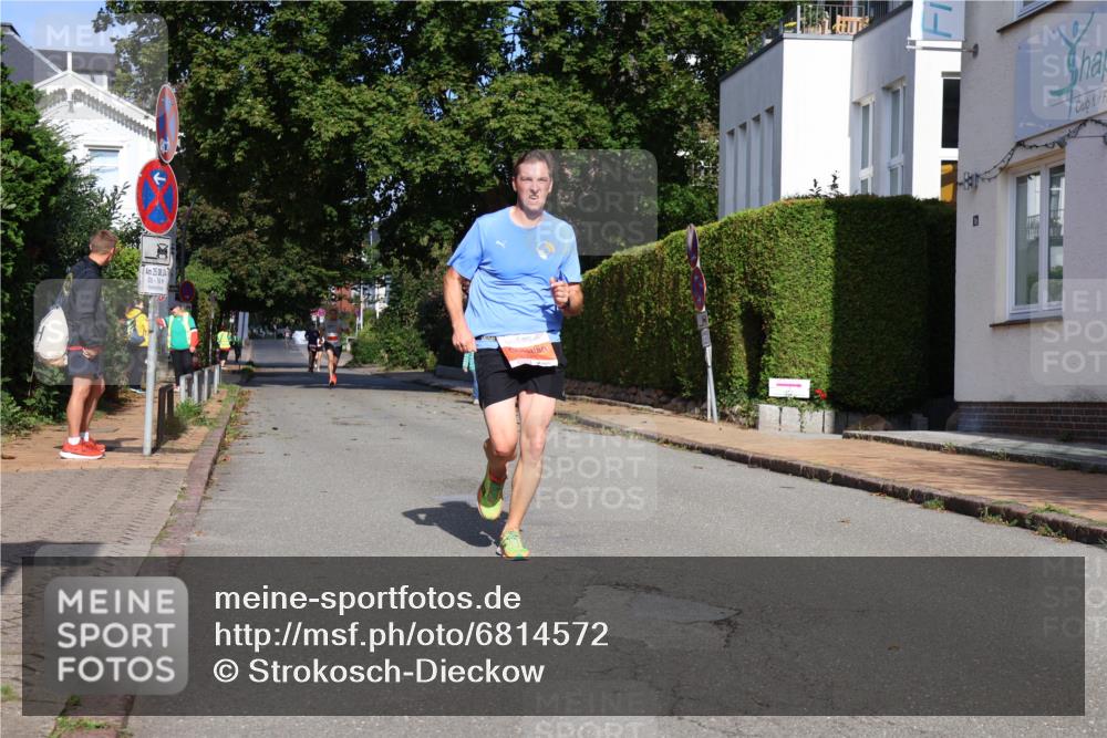25.08.2024 - 20. Blankeneser Heldenlauf Strokosch-Dieckow http://msf.ph/oto/6814572 25.08.2024 09:39:11 Ziel 126, 145, 265 meine-sportfotos.de