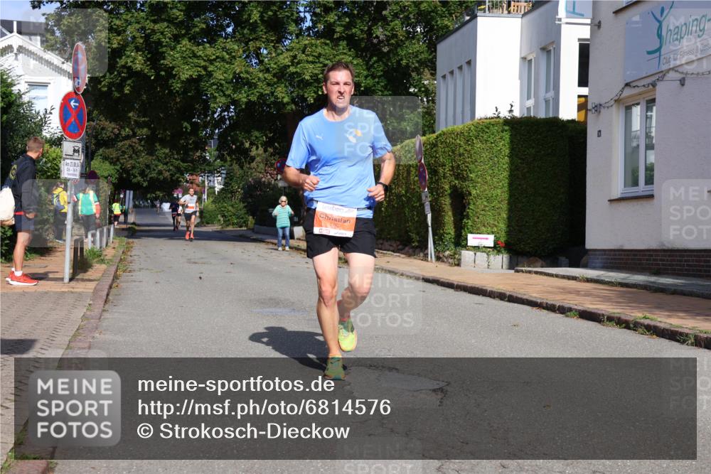 25.08.2024 - 20. Blankeneser Heldenlauf Strokosch-Dieckow http://msf.ph/oto/6814576 25.08.2024 09:39:11 Ziel 126, 145, 265 meine-sportfotos.de